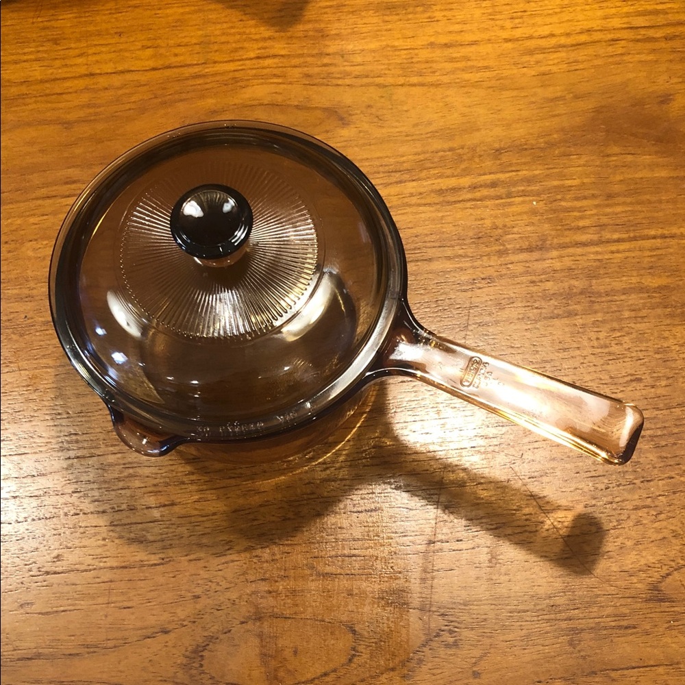 Vintage vision USA 1L Amber Glass Saucepan with Pyrex matching Lid